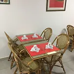 Alba Hotel 2*