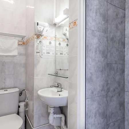 Comfort Alba רואן