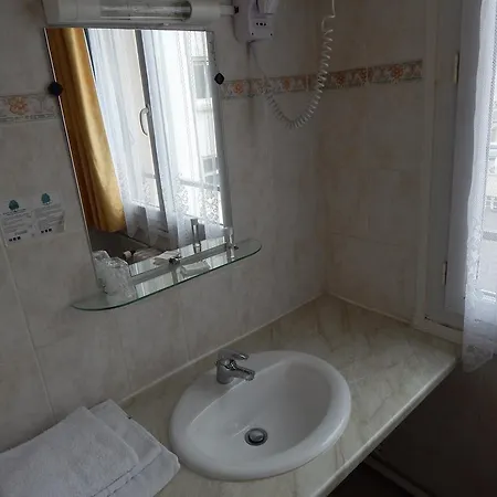 Otel Alba 2*