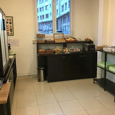Alba Szálloda 2*