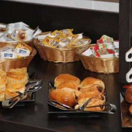 Hotel Comfort Alba 2*